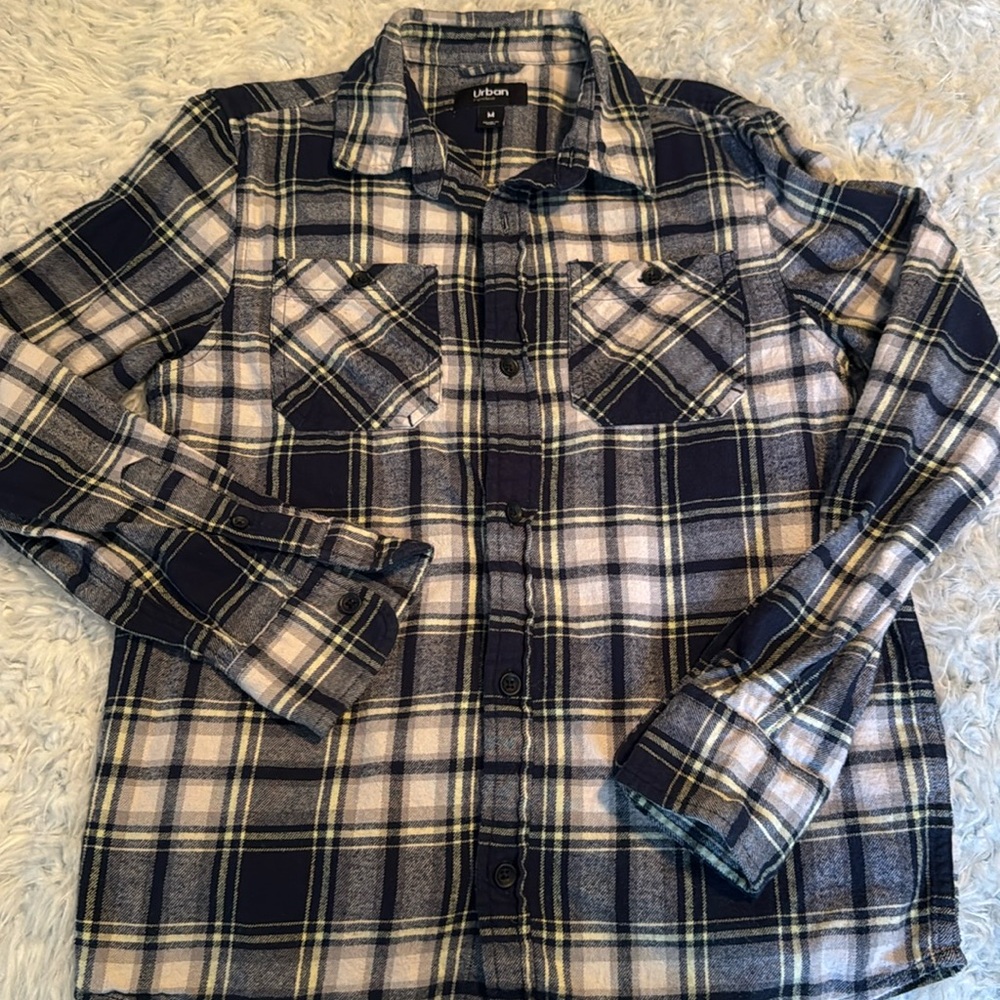 Boys long sleeve buttoned down shirt